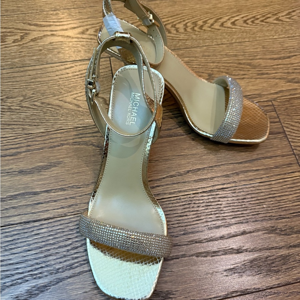 Women’s Michael Kors Sandal BRAND NEW